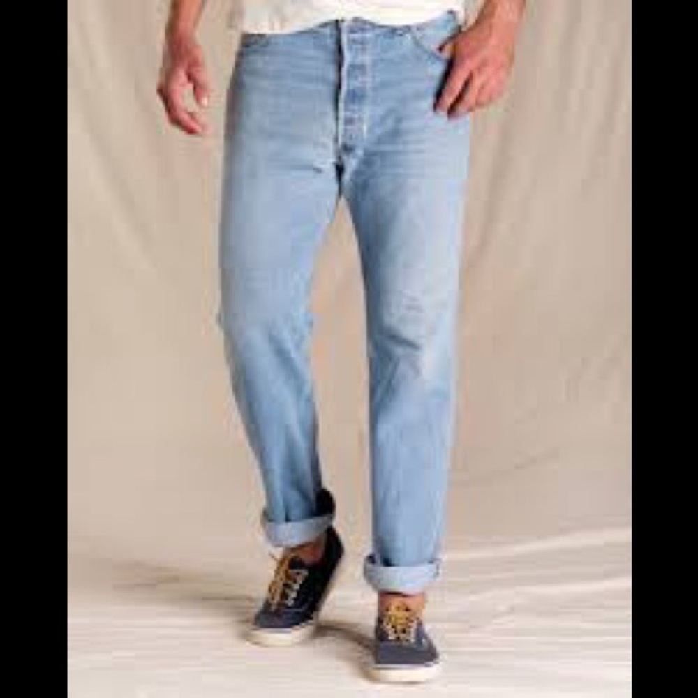 Vintage Levi’s 505 jeans. Made in 2003. Size 40/32